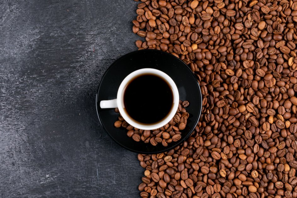 káva šálka kávy zrnká kávy