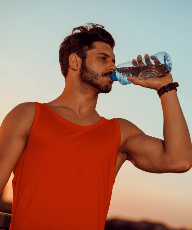 Koľko vody naozaj potrebujeme počas horúcich letných dní